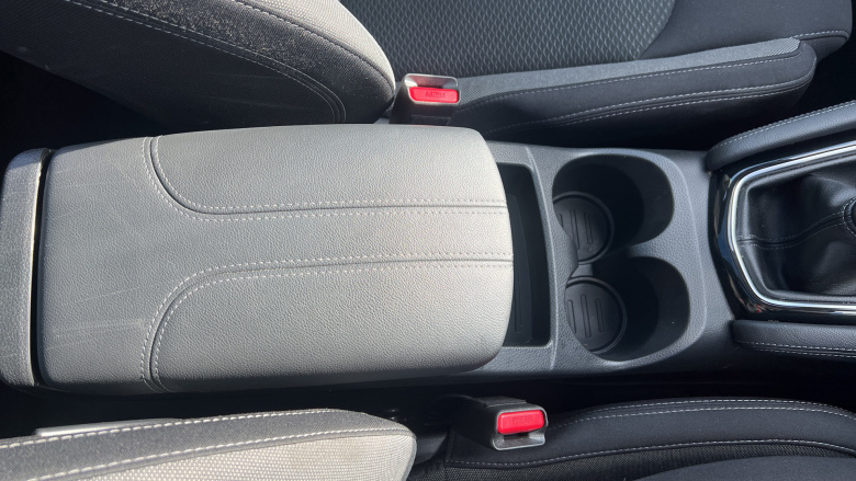 Nissan Qashqai 1.3 DiG-T N-Connecta 5dr [Glass Roof Pack] Petrol Hatchback